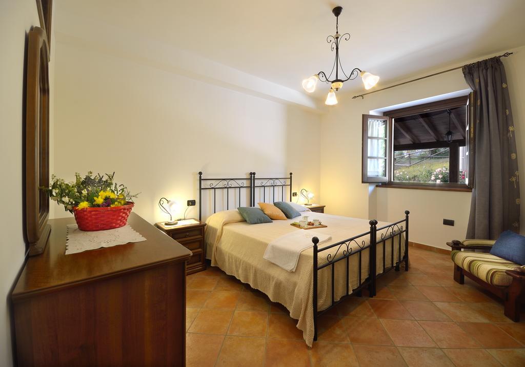 Agriturismo San Severo Passignano sul Trasimeno Buitenkant foto