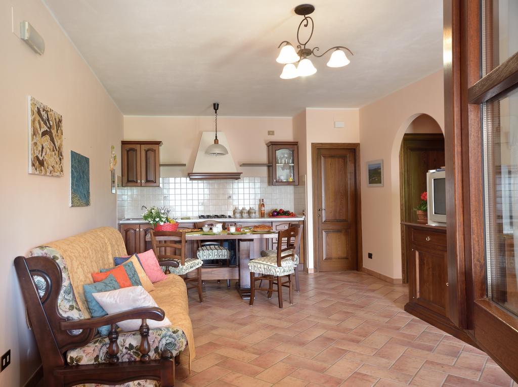 Agriturismo San Severo Passignano sul Trasimeno Buitenkant foto